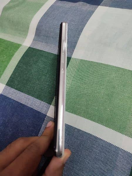 Selling My Samsung A32 on Urgent Basis 3