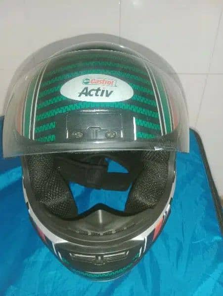 Castrol Active Helmet (نام ہی کافی ہے) 4