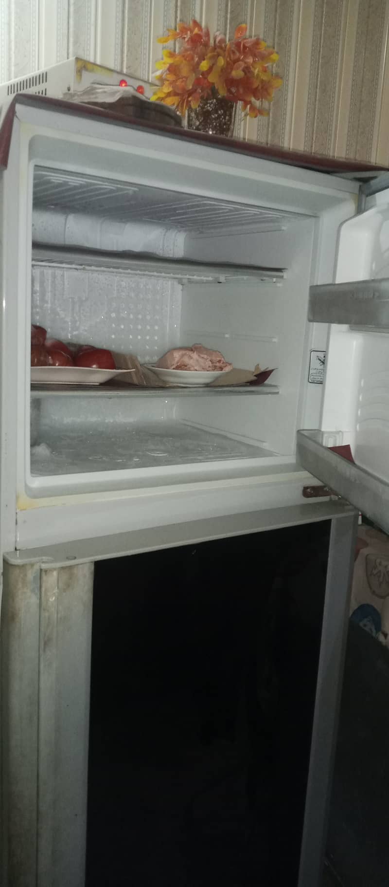 Dawlance refrigerator 1