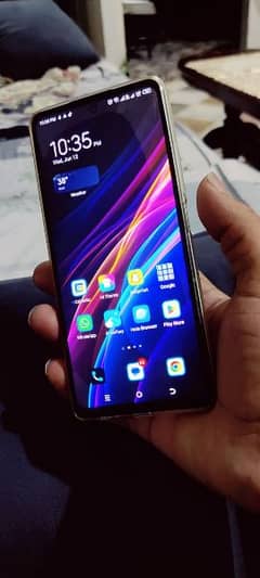 Tecno Spark 10 pro (8gb / 256gb)