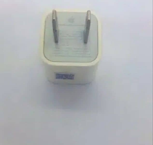 apple iPhone 12 charger 0