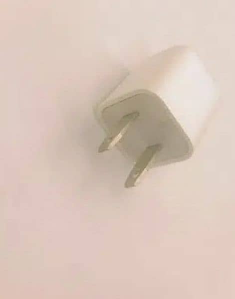 apple iPhone 12 charger 3