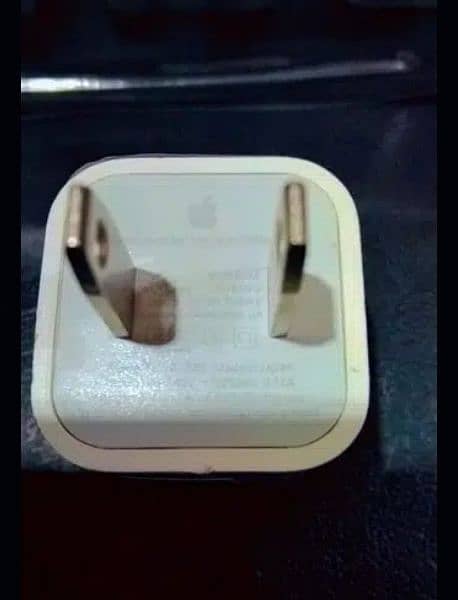 apple iPhone 12 charger 4