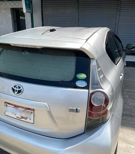 Toyota Aqua 2014 L Package with all S package features 2