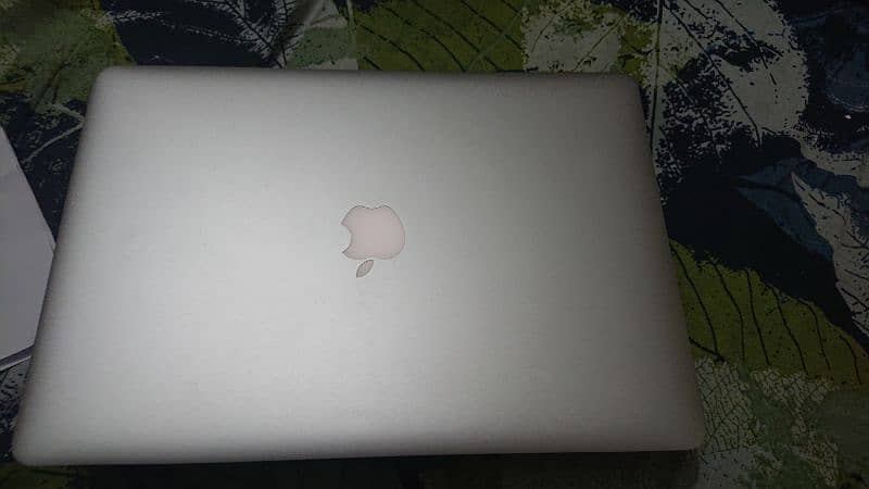 MacBook Pro Late 2014 16Gb Ram 256Gb ssd 15inch display Buy from USA 3