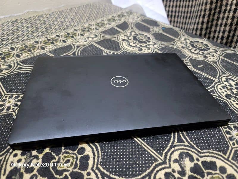 Dell 7390. i5 8th Generation 4