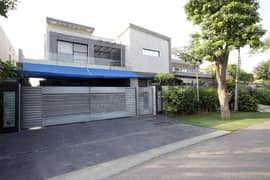 1 Kanal Luxury Modern Slightly Used House For Sale In DHA Phase 5 Lahore. Prime Location 0