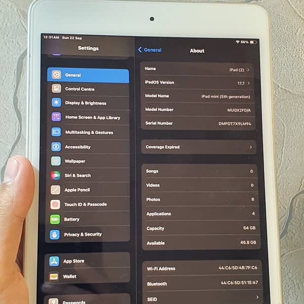 iPad Mini 5 (64GB) 4