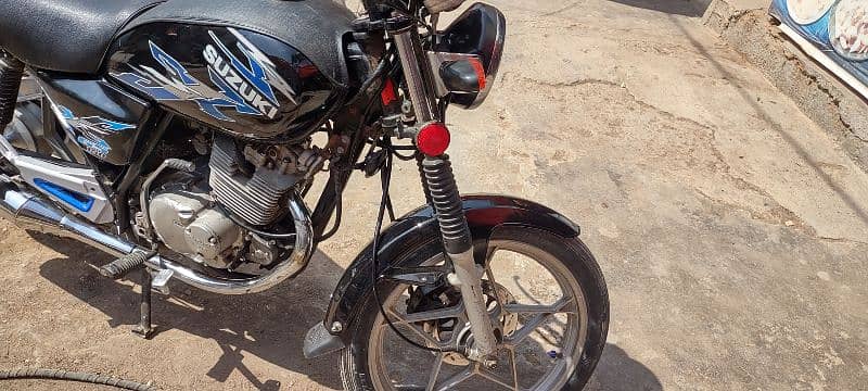 suzuki 150.2017. karachi. 3