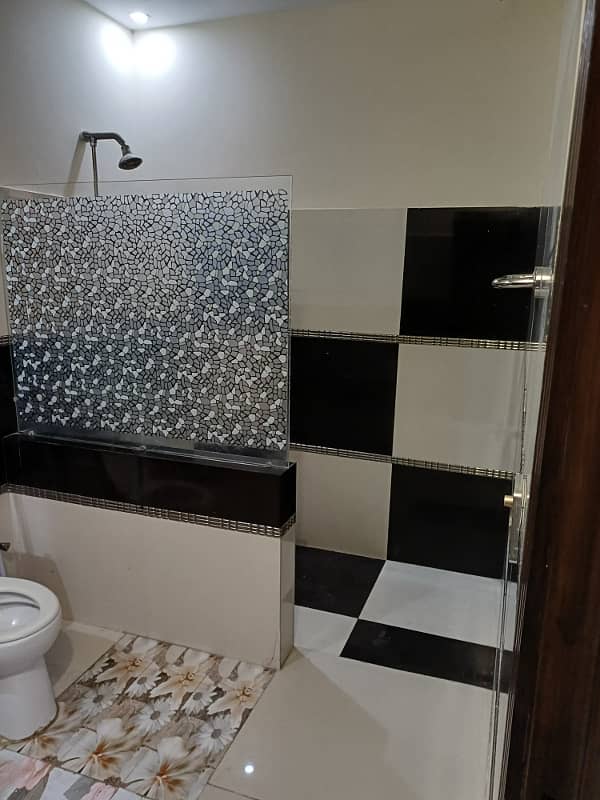 1 Kanal Fully Furnished House For Rent in Bahria Town Lahore 9