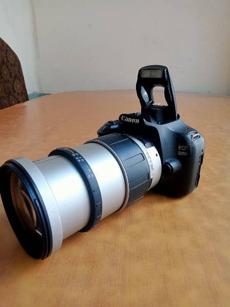 CANON 1200d with 28/200mm auto focus lense lush condition 2