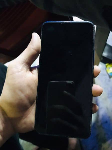 Huawei y9 prime 
 4 128 gb
Condition 10\9
PTA approve with box 8