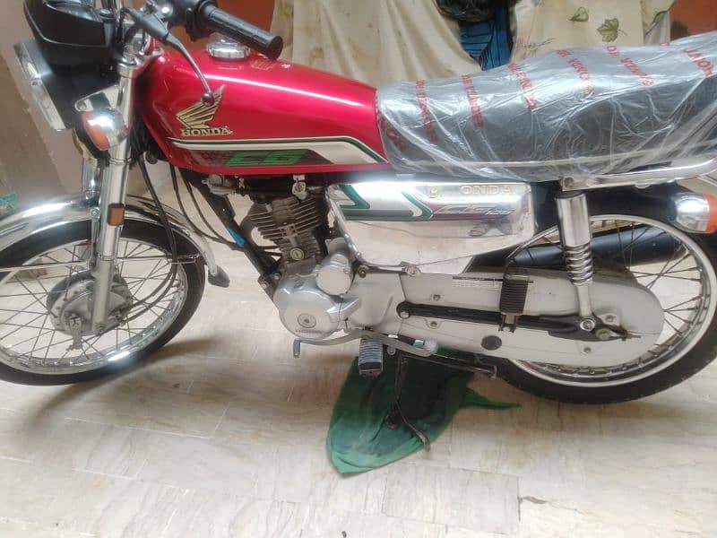 Honda CG 125 Special Edition Red Color 1