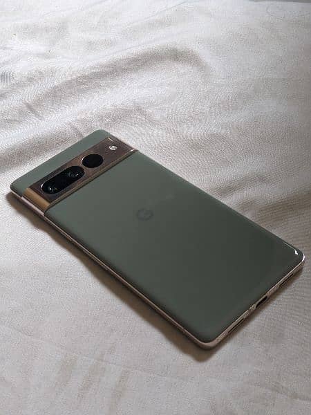 Google Pixel 7 Pro 12/256 URGENT SALE 1