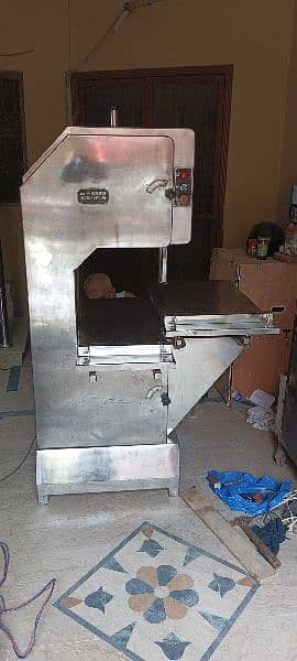 Meat cutter machine (Made in Korea)
2 HP 3 phase moter full size 2