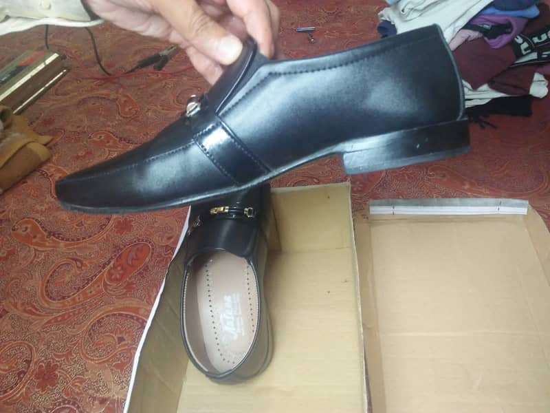 Black Shoes Size 8 5