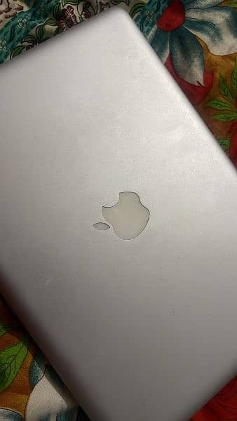 Macbook pro mid 2012 1