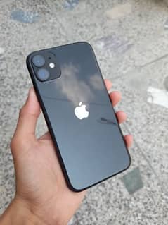 iPhone 11 Complete Box