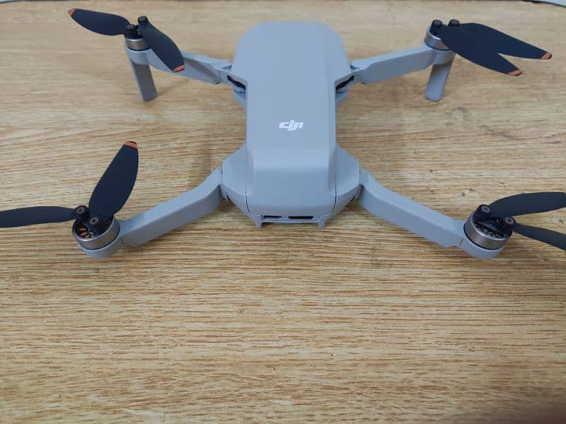 DJI mini 2 fly more combo 11