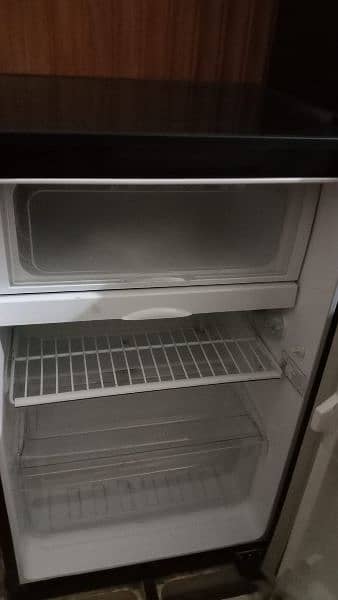 room fridge A one condition untouch color black 1