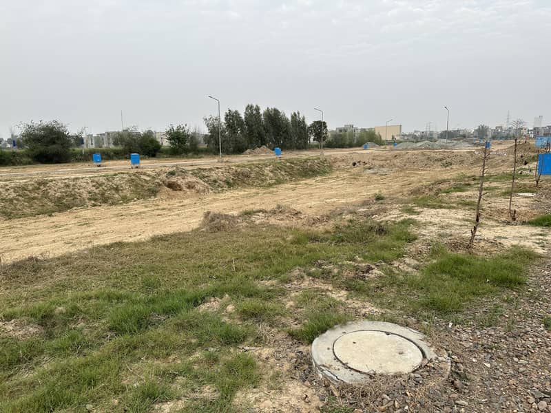 2 Marla Commercial Plot 80ft Bolouward For Sale In Al Kabir Town Phase 2 Ali Block 0