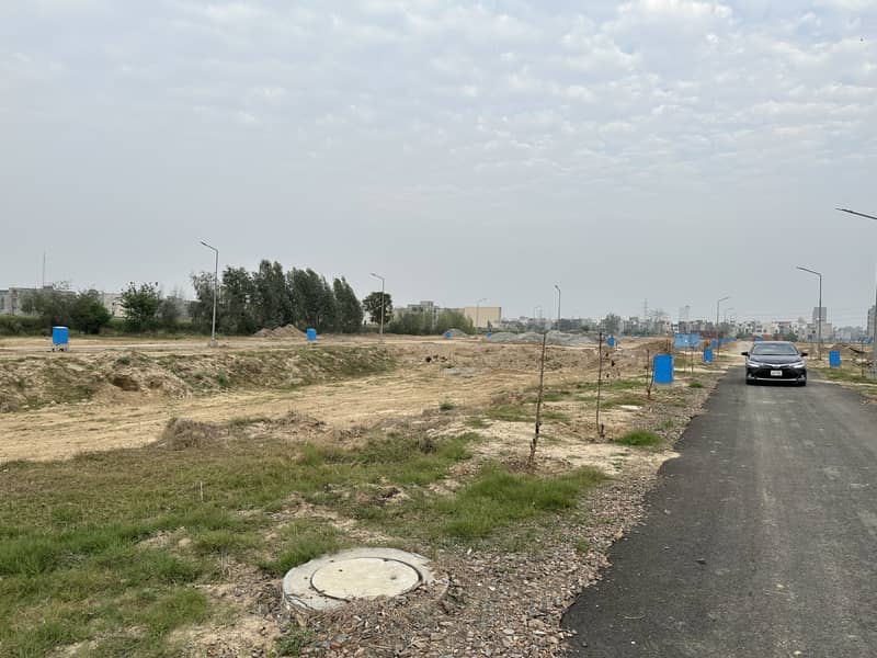 2 Marla Commercial Plot 80ft Bolouward For Sale In Al Kabir Town Phase 2 Ali Block 1