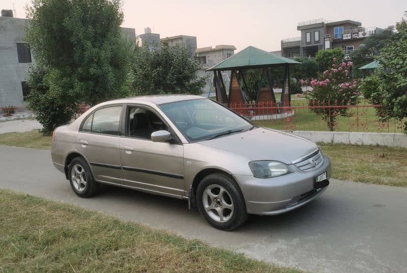 Honda Civic VTi 2002 OriginaLCondition Betrtn City,Corolla,Cultus,Alto 18