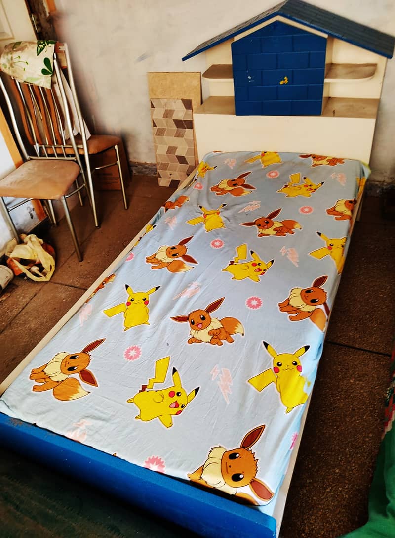 Kids Bed Set with side table 3