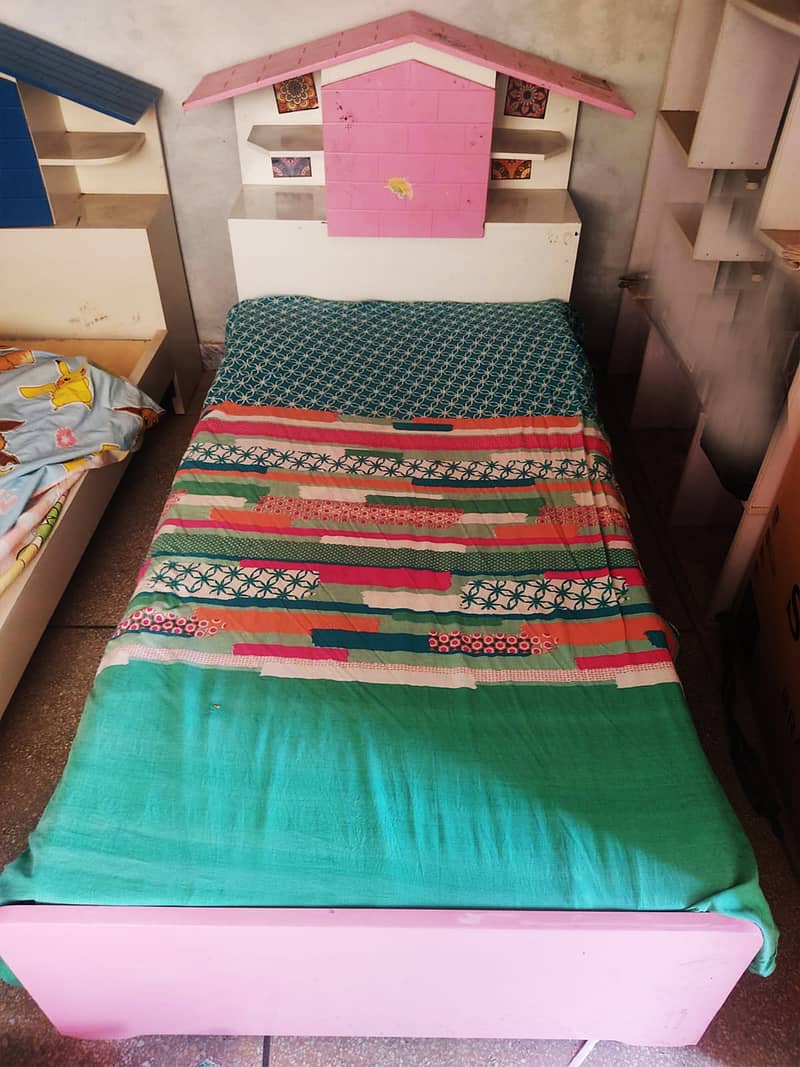 Kids Bed Set with side table 4