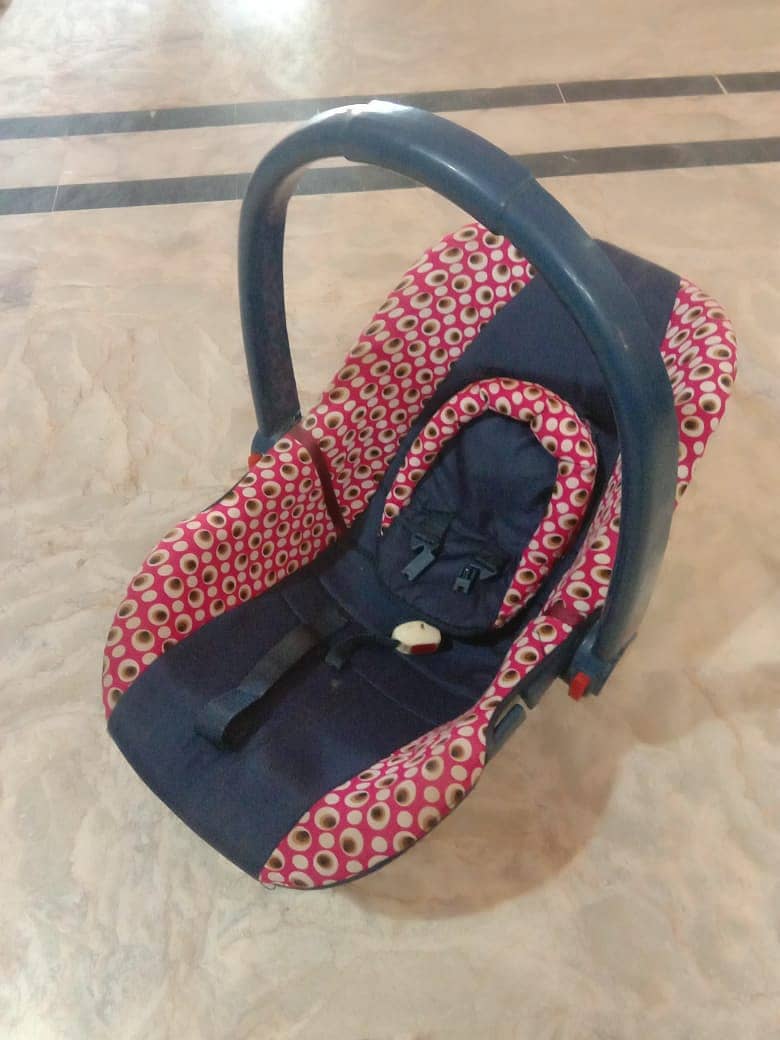 Stroller and Carrycot 2