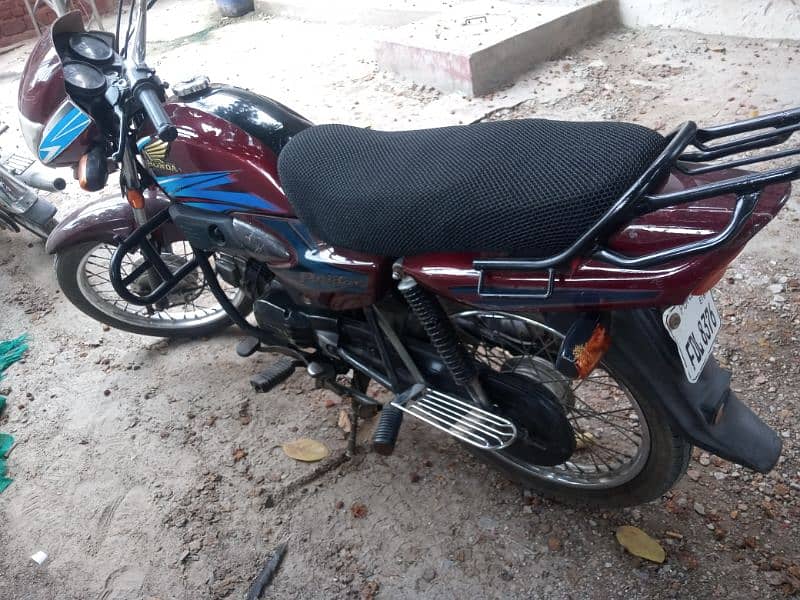 honda pridor 2018 model best condition 5