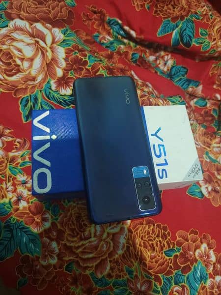 vivo y51s siled fone hain 8 gb 128 rom 3