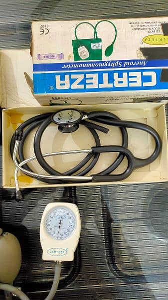 Certeza  Aneroid and Stethoscope 0