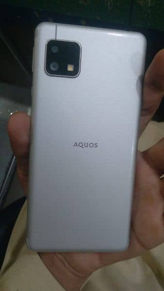 Aquos sharp  sense4 4/64 785 snapdragon fCe unlock 4