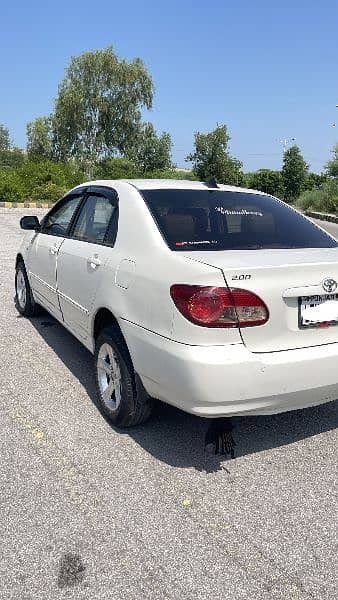 Toyota Corolla 2.0 D 2005 4