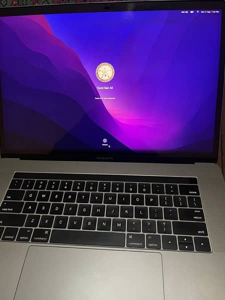 Macbook Pro 2016 (15 Inch) 2