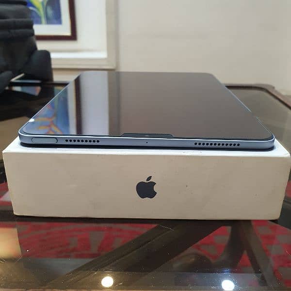 apple iPad Air 4th generation 9