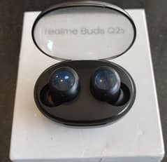 realme q2s buds