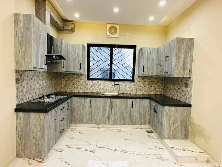 10 Marla Brand New Luxury Upper Portion Is Available For Rent In RAFI BLOCK Bahria Town Lahore 3