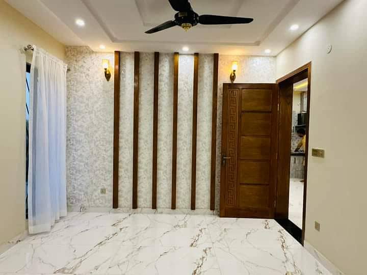 10 Marla Brand New Luxury Upper Portion Is Available For Rent In RAFI BLOCK Bahria Town Lahore 16