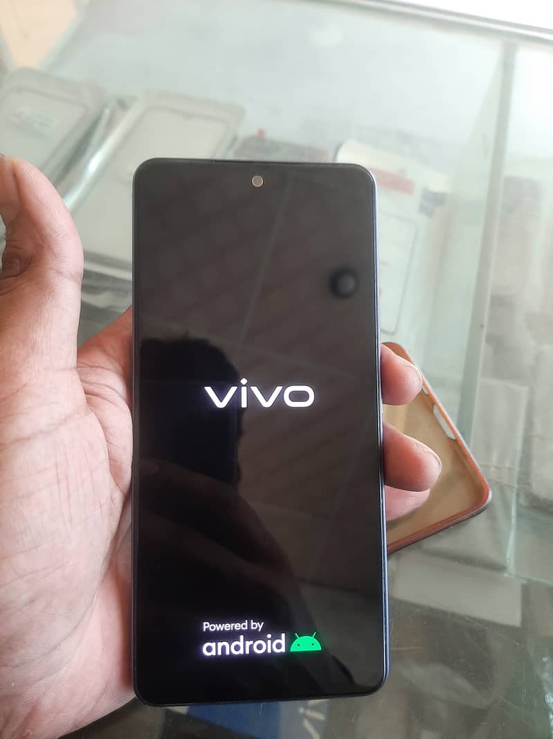 Vivo v27e 10/85 condition 8+8/256 0