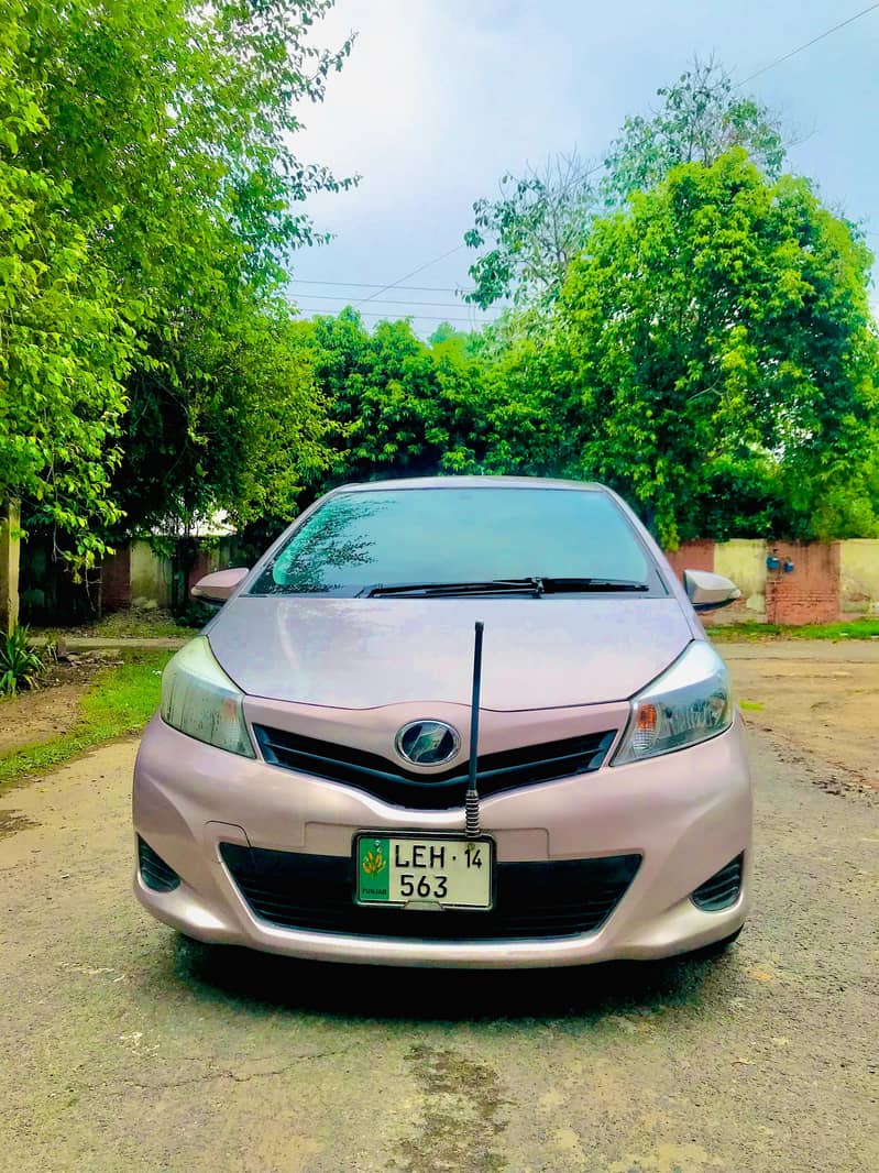 Toyota Vitz 2014 Automatic 4