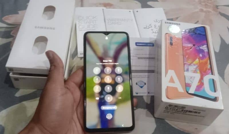 SAMSUNG A70
PTA APPROVED 6GB RAM 128GB 1