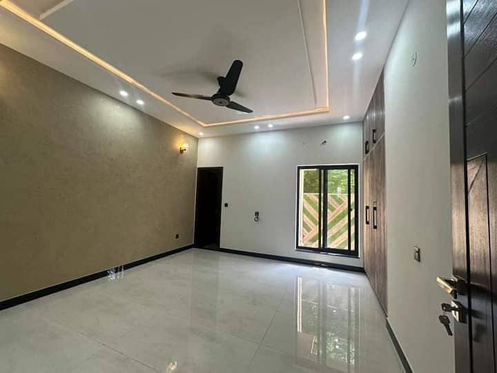 10 Marla Brand New Luxury Lower Portion Is Available For Rent In Overseas C Block Bahria Town Lahore 1