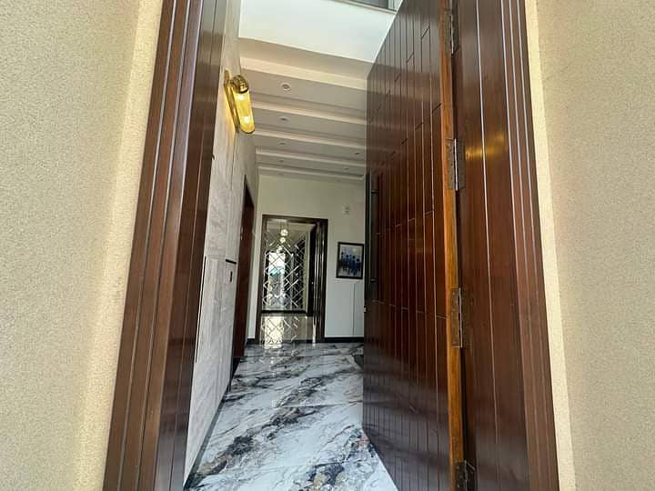 10 Marla Brand New Luxury Lower Portion Is Available For Rent In Overseas C Block Bahria Town Lahore 2