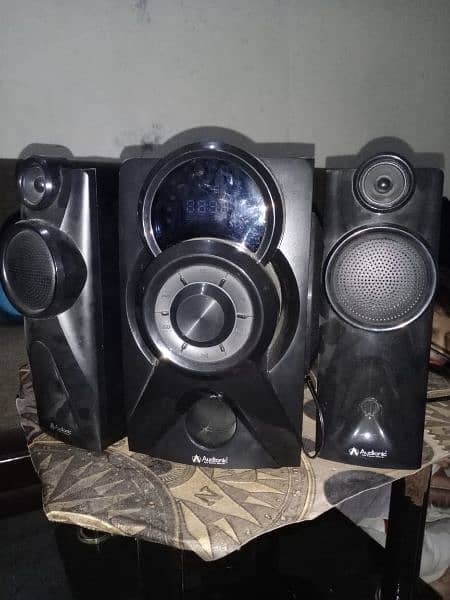 Audionic Bluetooth speakers heavy volume plus base DJ type 4