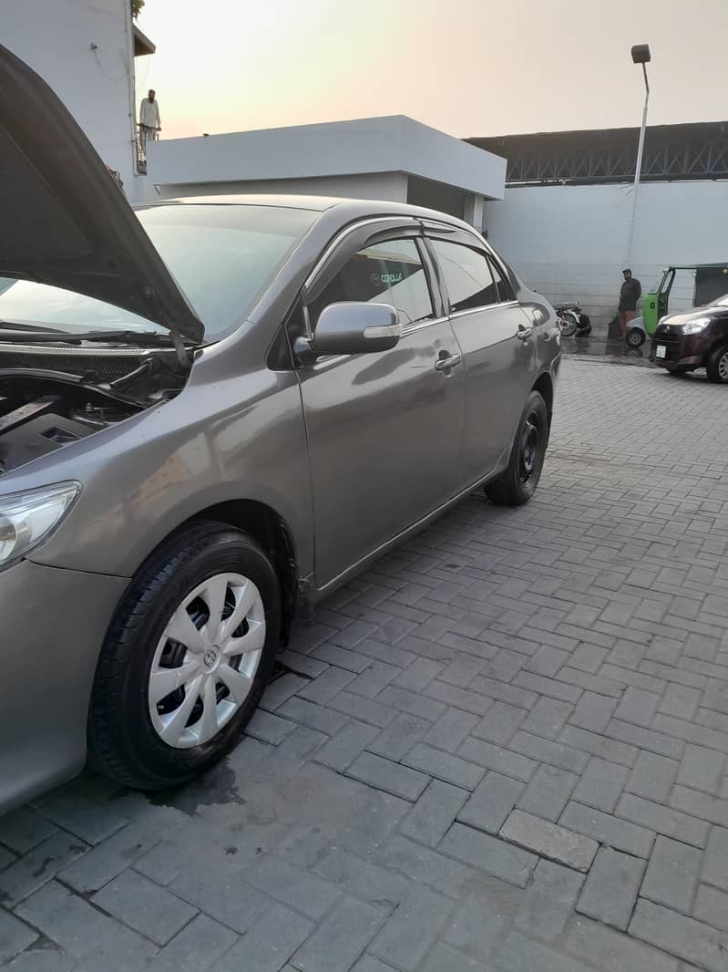 Toyota Corolla GLI 2009 11