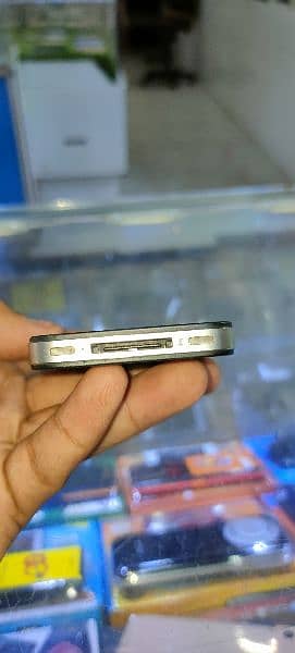 IPHONE 4 MINI NON PTA 5