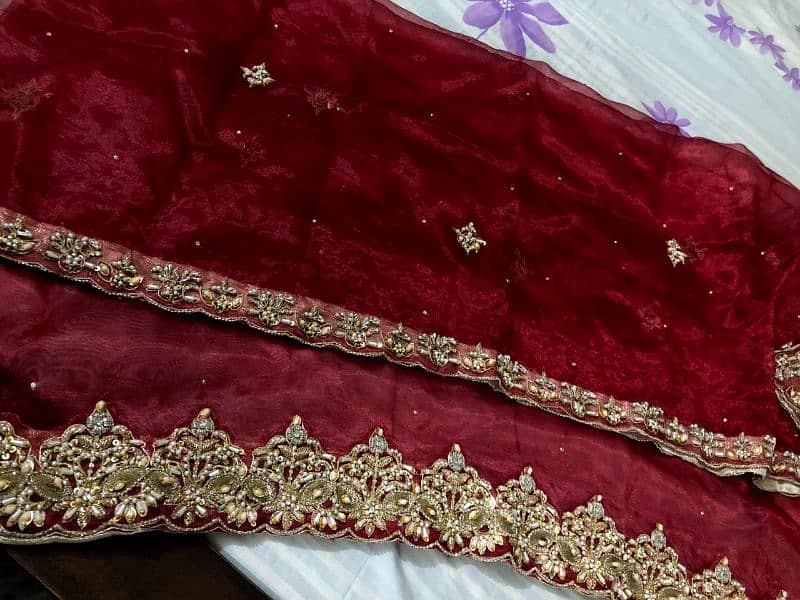 bridal lehnga in good condition 2