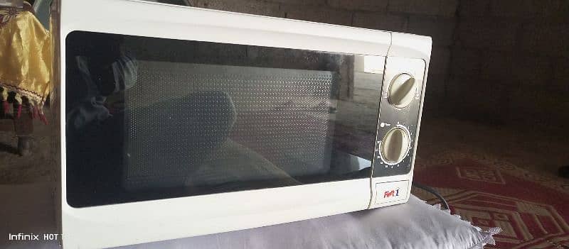 First 1 Microwave oven 3